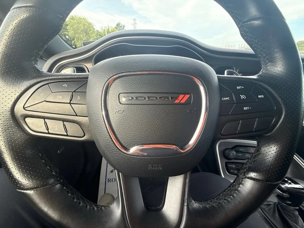 Used 2022 Torred Clearcoat Dodge GT image 17