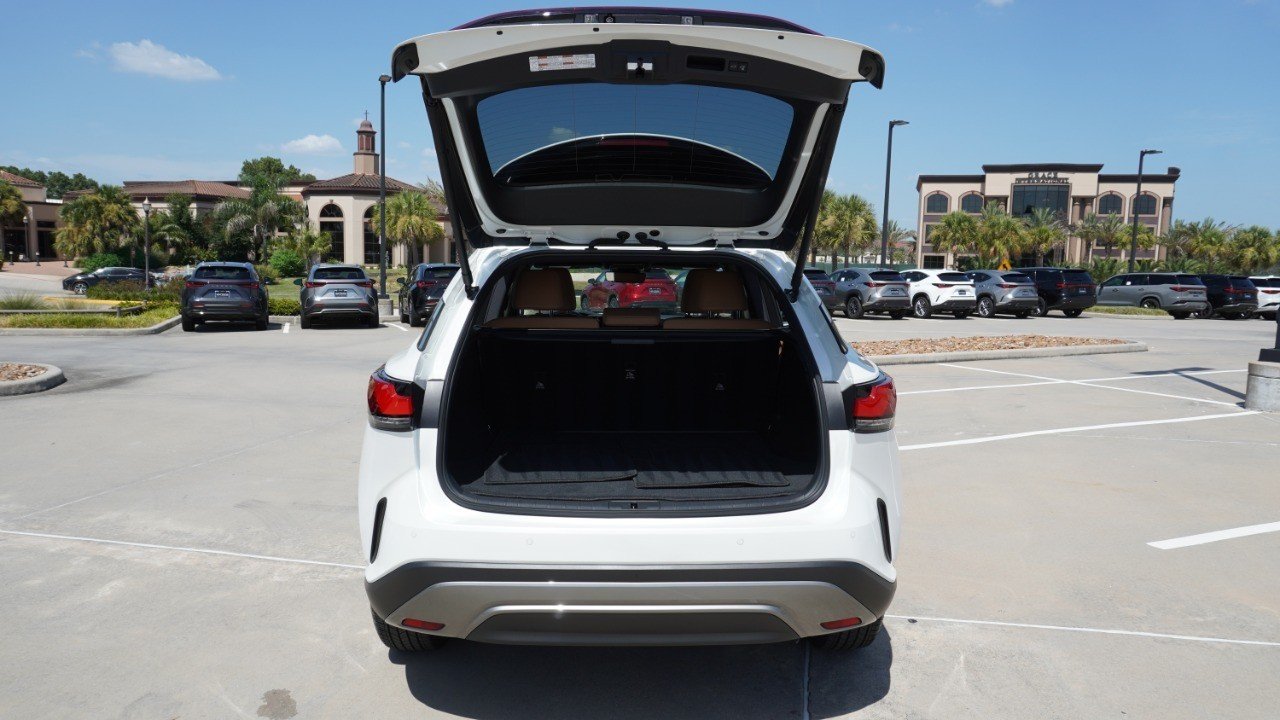 Used 2025 White Lexus RX 350 Premium image 38