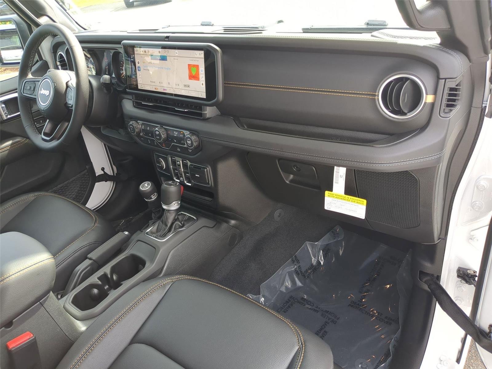 New 2026 Bright White Clearcoat Jeep Sahara image 31