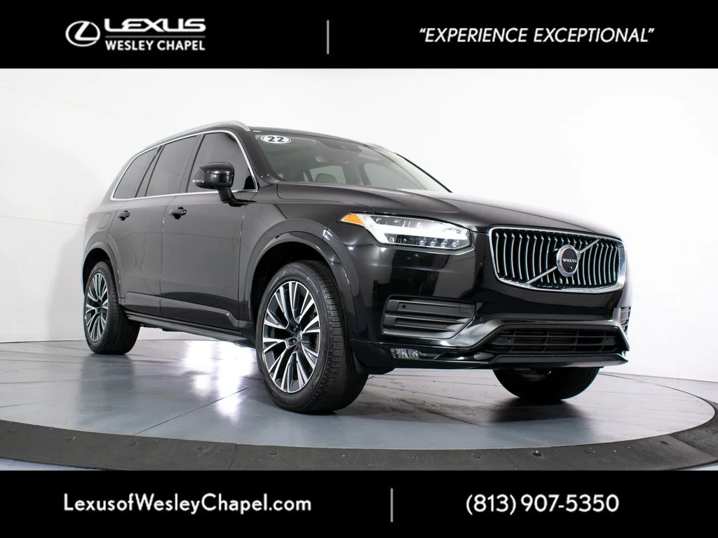 2022 Volvo XC90 T5 Momentum FWD's photo