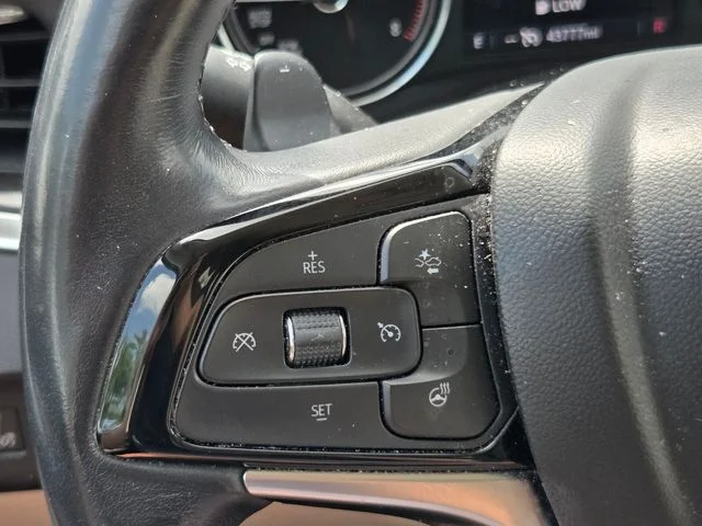 Used 2024 White Buick Essence image 18