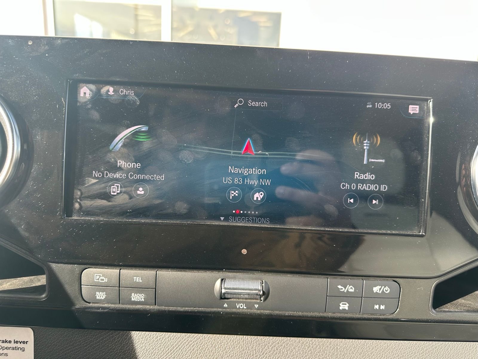Used 2022  Mercedes-Benz 24GL 4X4 image 32