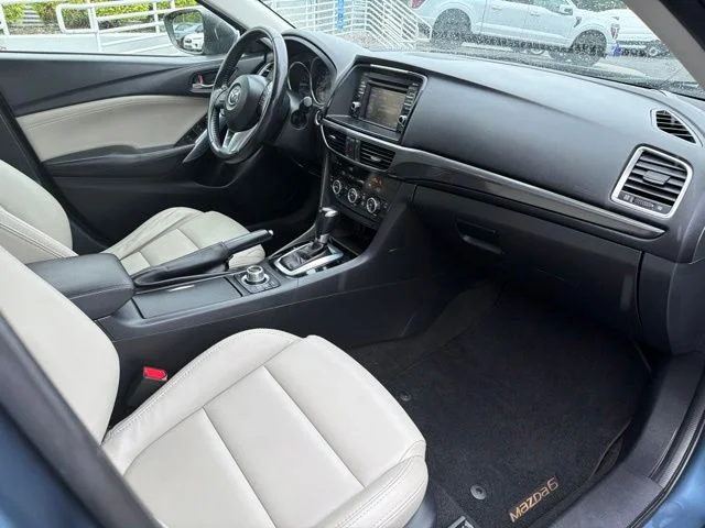 Used 2015 Blue Mazda i Touring image 10