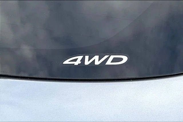 New 2026 Gray Mitsubishi 2.0 ES image 9