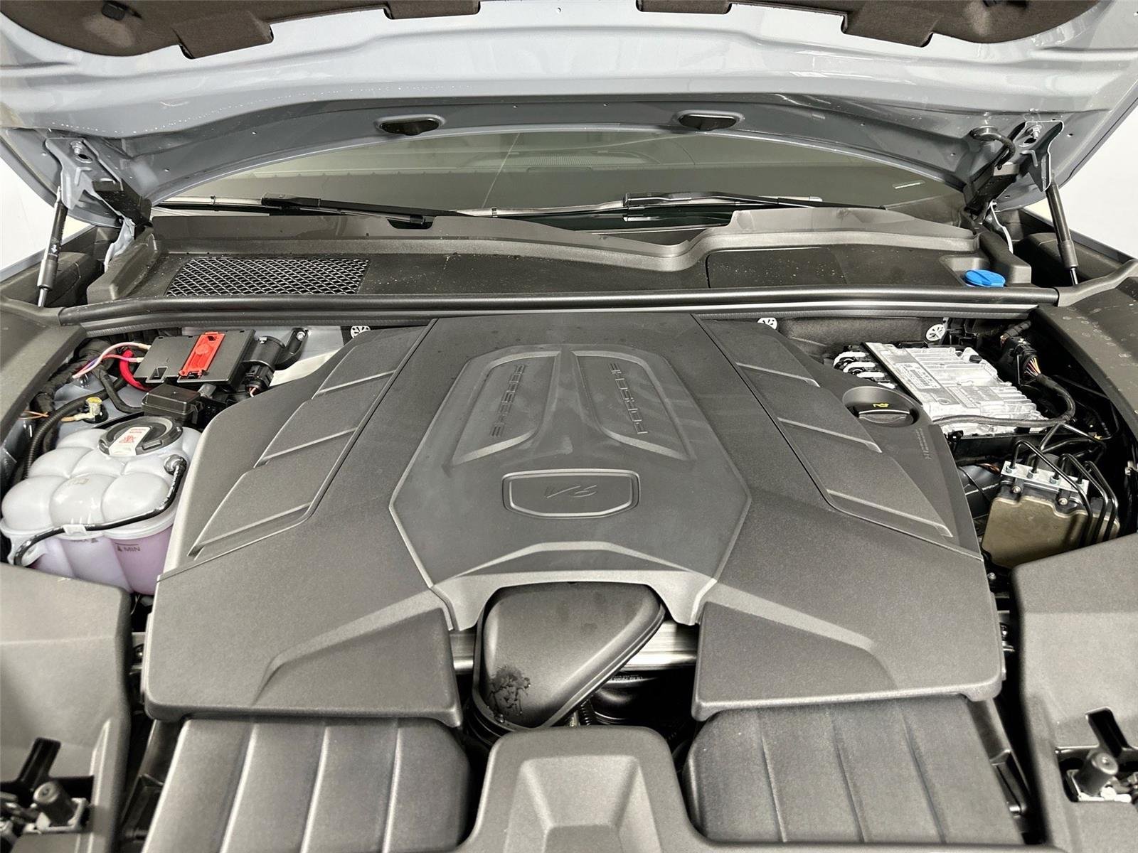 Certified Used 2026 Arctic Grey Porsche  image 36