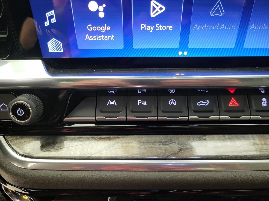 2026 Chevrolet Silverado 1500 LTZ - Photo 15
