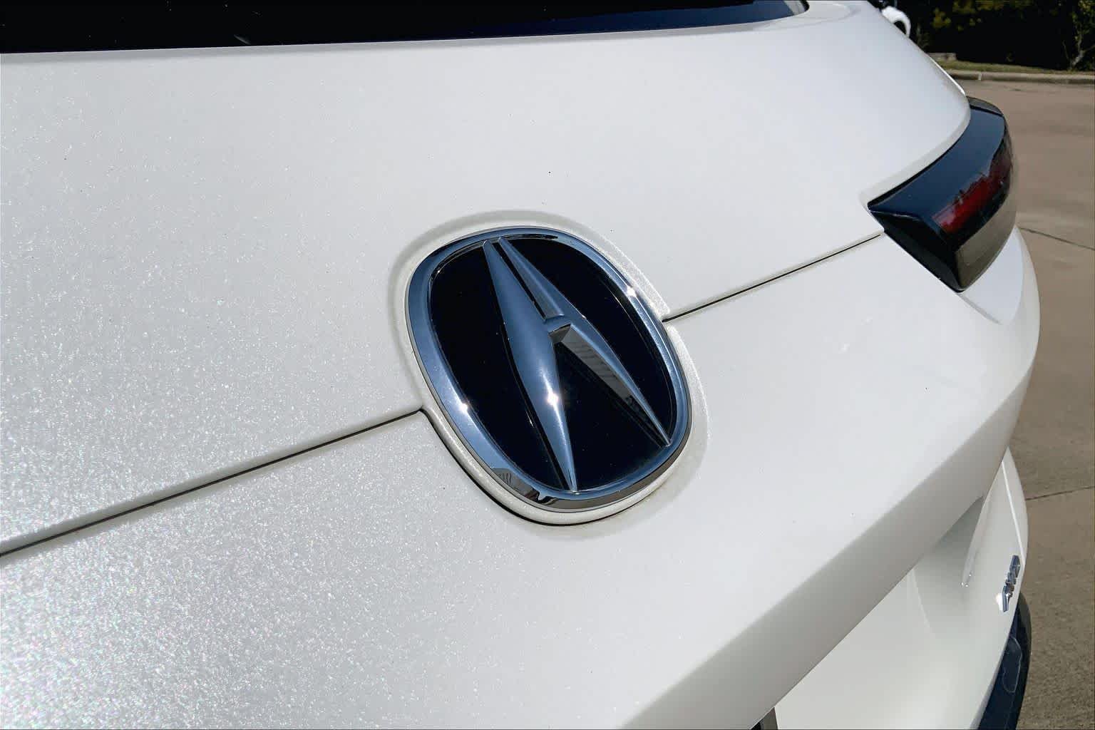 Used 2025 Platinum White Pearl Acura  image 31