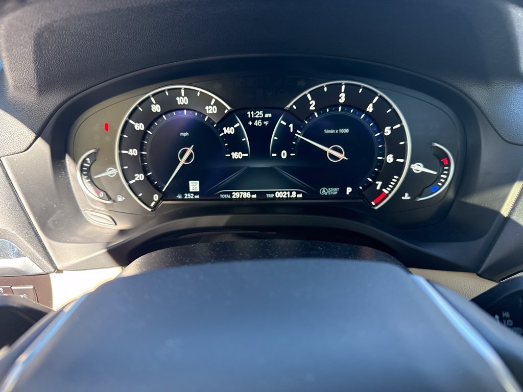 Used 2021 Blue BMW xDrive30i image 17