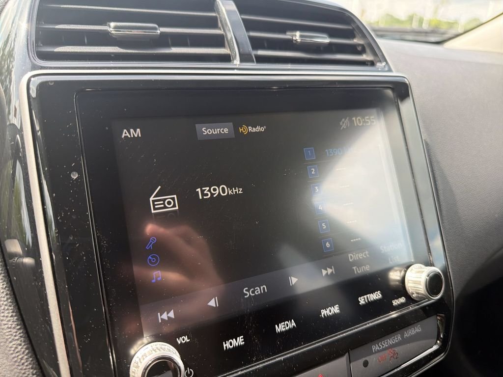 Used 2024  Mitsubishi 2.0 SE image 12