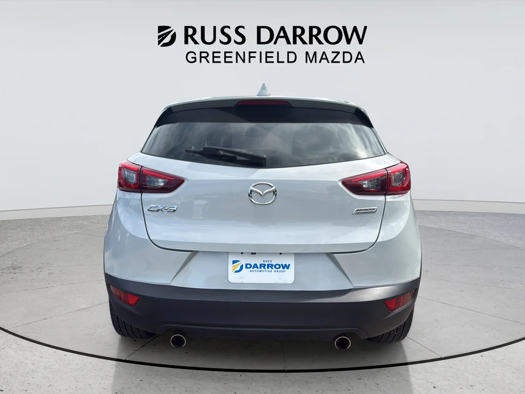 Used 2018 White Mazda Touring image 4