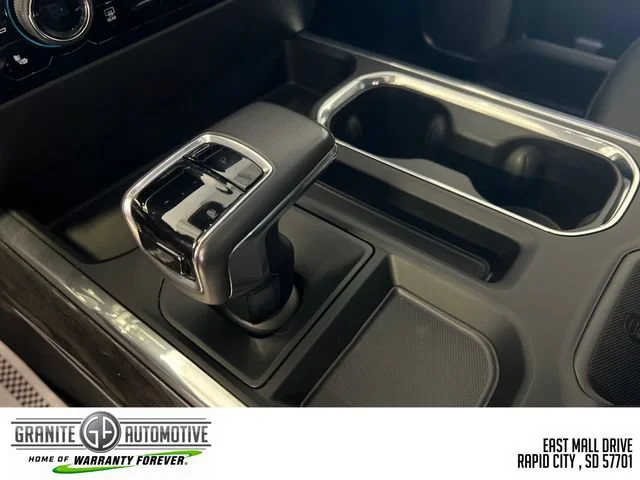 2022 Chevrolet Silverado 1500 LTZ - Photo 24