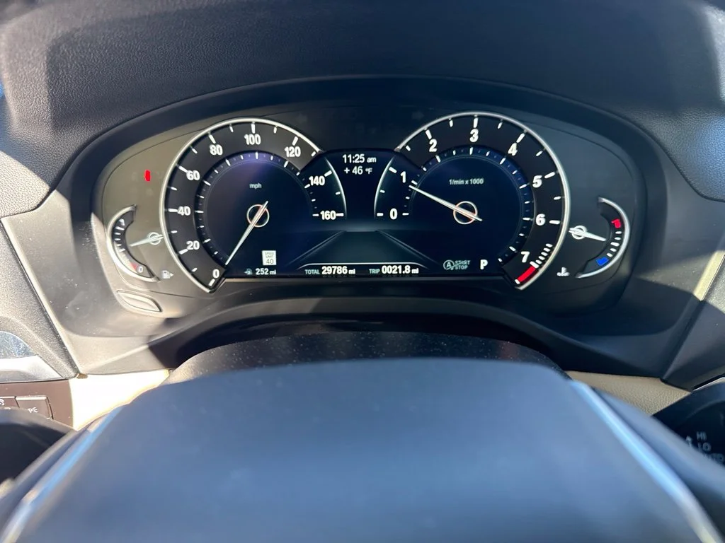 Used 2021 Blue BMW xDrive30i image 17