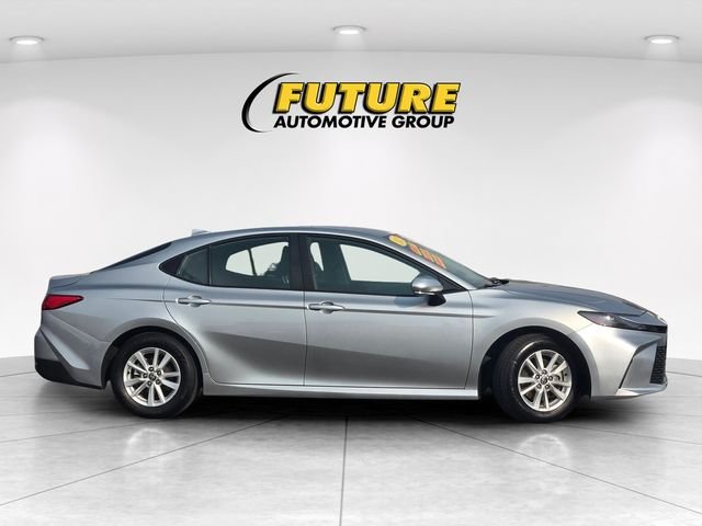 Used 2025 Silver Toyota LE image 3