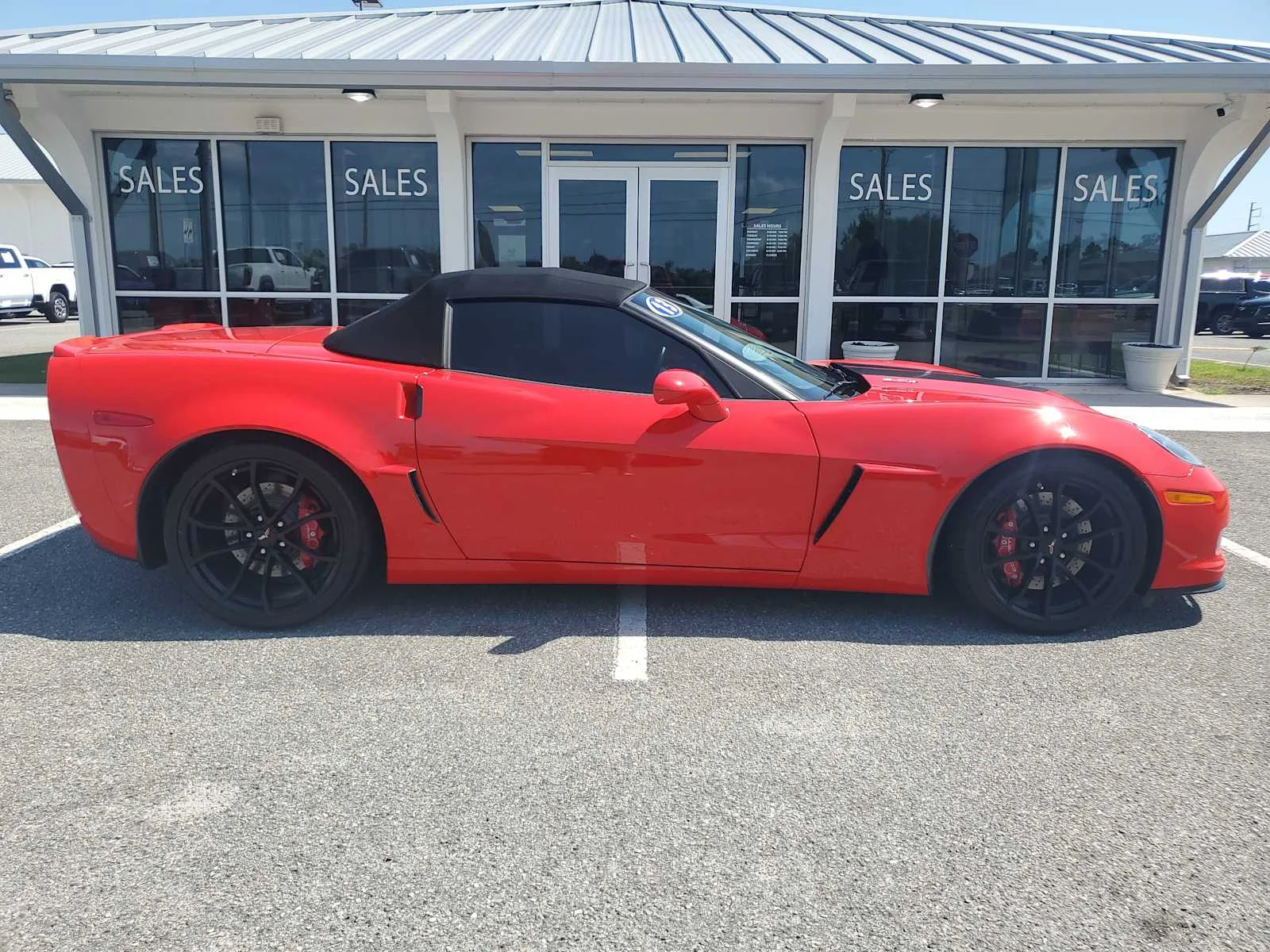 Used 2013 TORCH RED Chevrolet 427 1SC image 9
