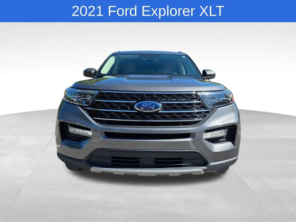 Used 2021 Gray Ford XLT image 9