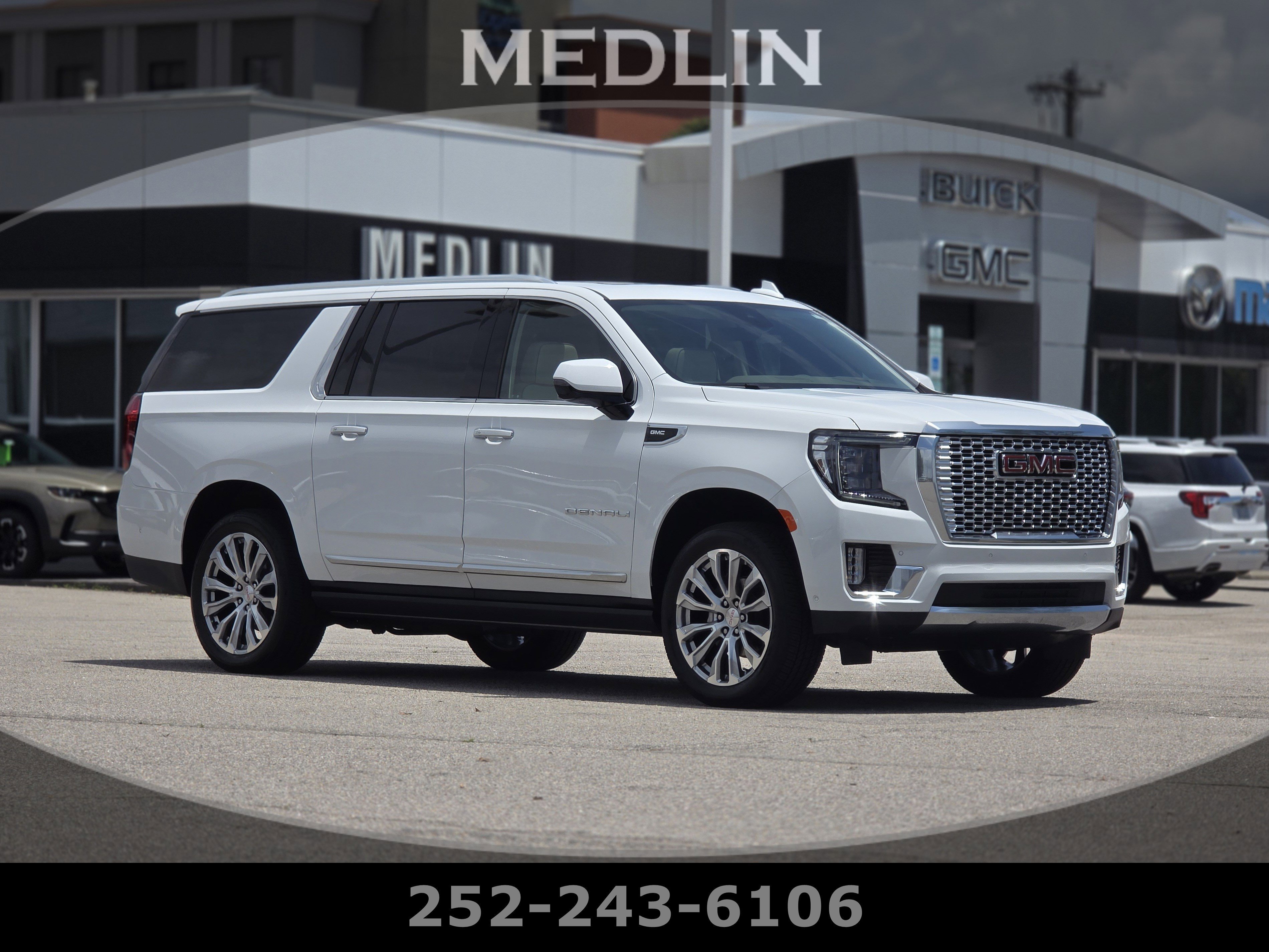 2023 GMC Yukon Denali AWD's photo