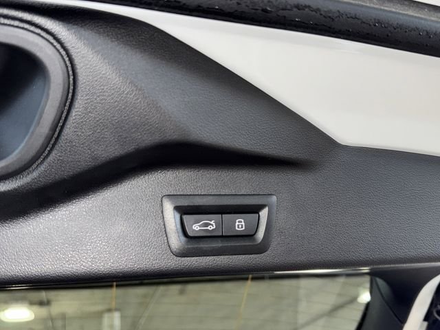 Certified Used 2026 Mineral White Metallic BMW xDrive40i image 14