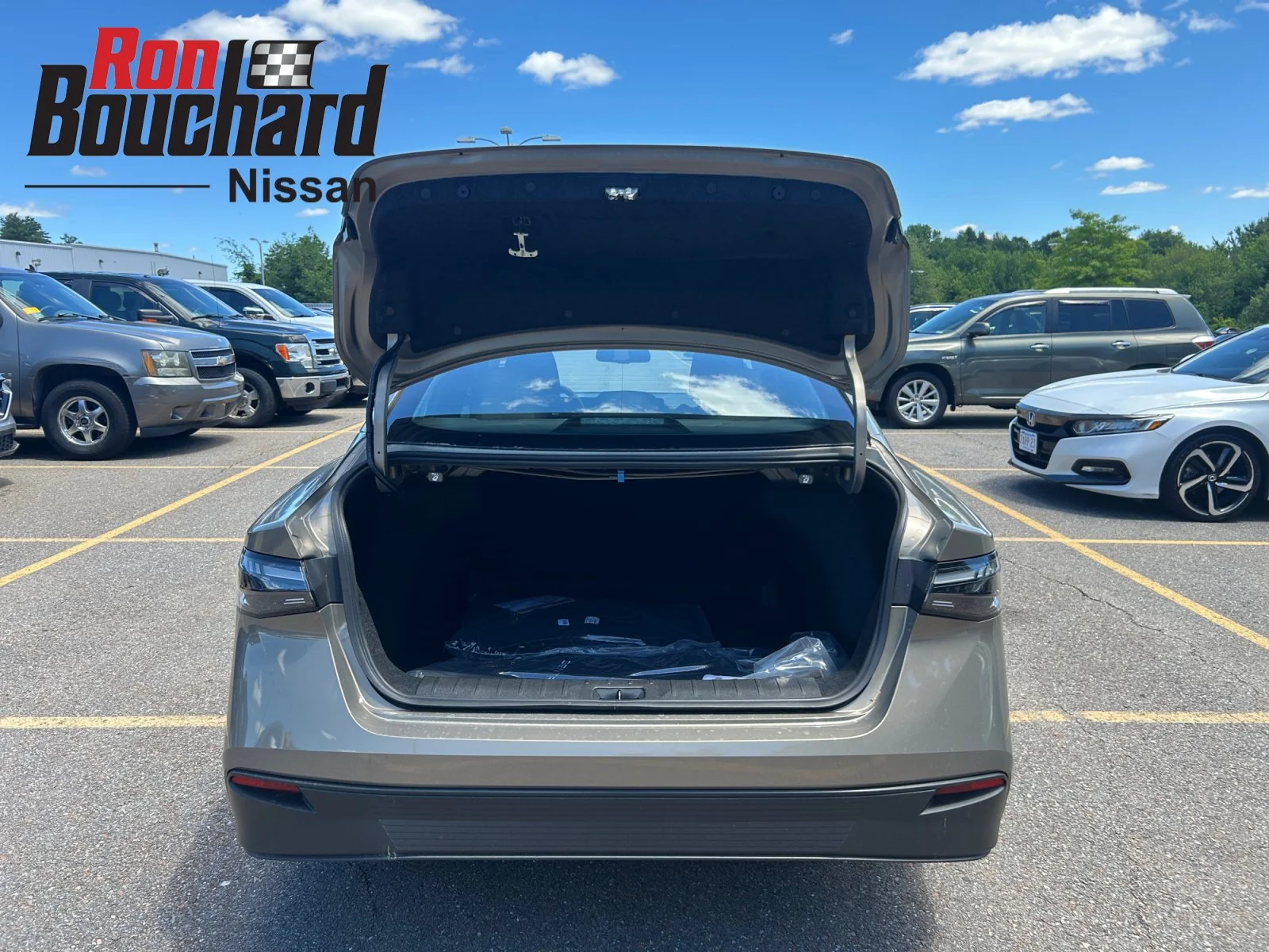 New 2026 Imperial Bronze Nissan SV image 36
