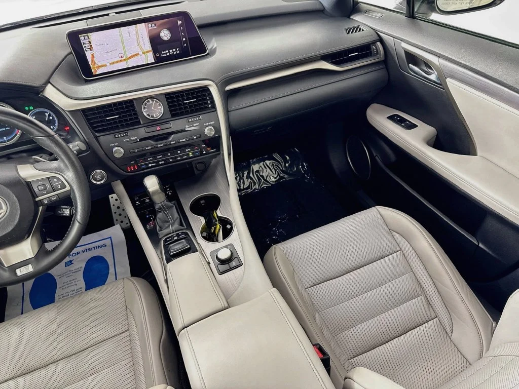 Used 2017 Silver Lexus 350 F Sport image 31