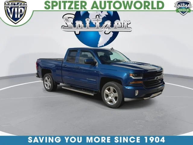 Used 2018 Blue Chevrolet LT image 4