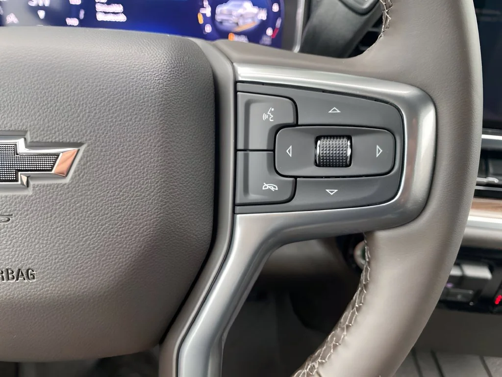 New 2026 White Chevrolet RST image 20