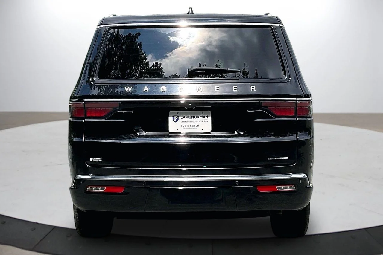 Used 2024 Black Jeep Series II image 7