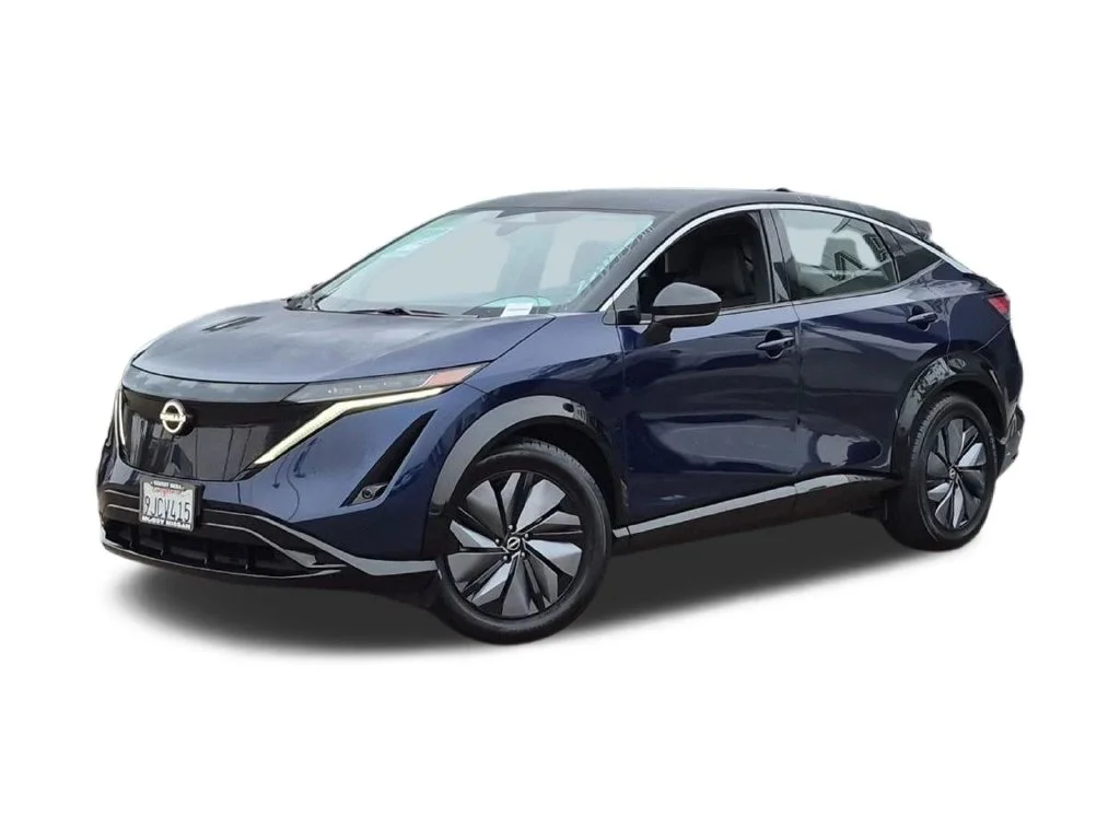 Used 2023 Blue Nissan VENTURE+ image 1