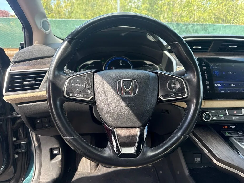 Used 2018 Moonlit Forest Pearl Honda Touring image 10