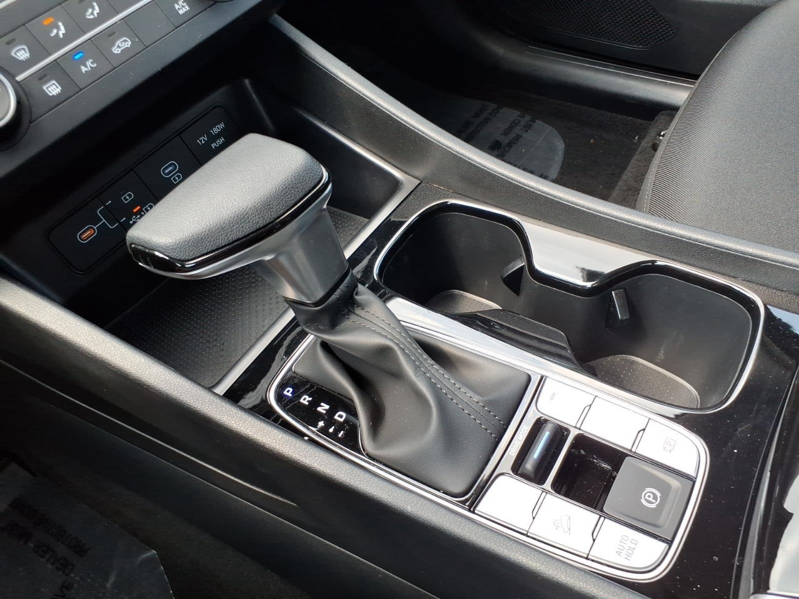 Used 2025 Hampton Gray Hyundai SE image 21