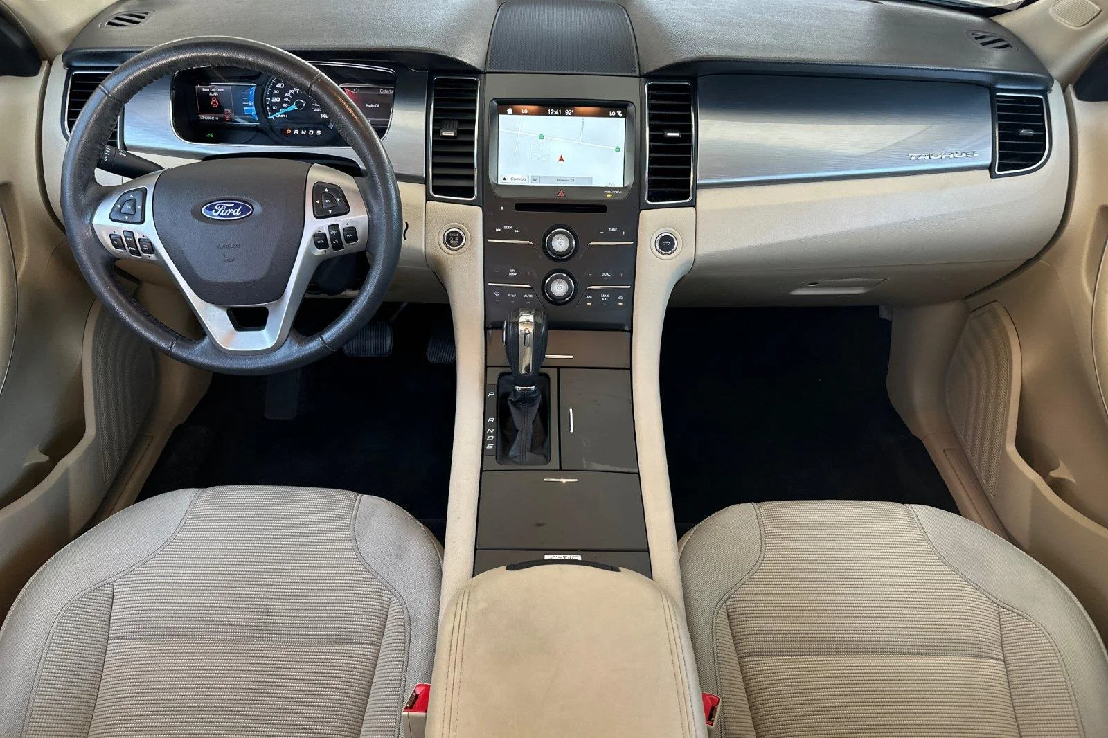Used 2017 Oxford White Ford SEL image 13