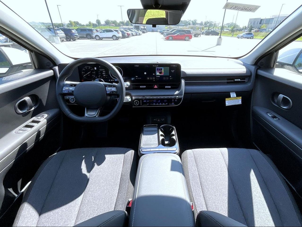 New 2026 White Hyundai SE image 15