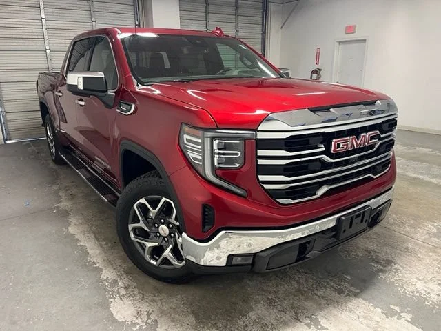 Used 2023 Volcanic Red Tintcoat GMC SLT image 1