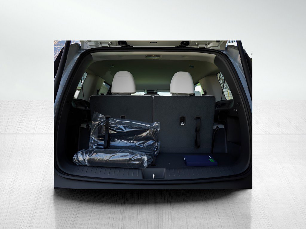 New 2026 Ecotronic Gray Hyundai SE AWD image 8