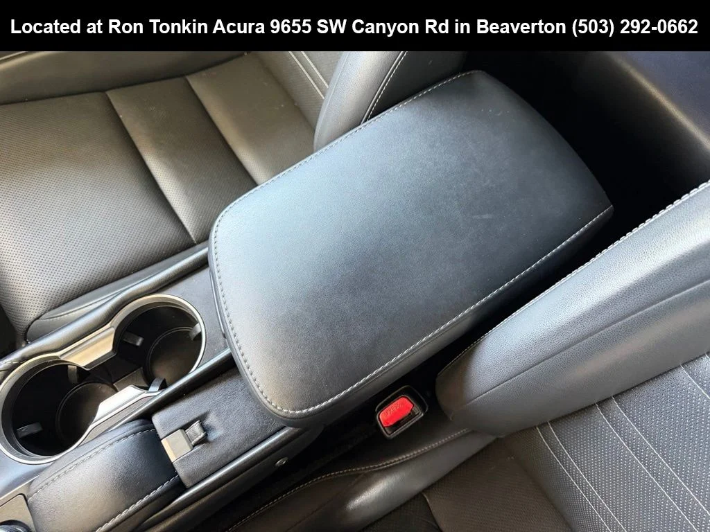 Used 2016 Silver Lining Metallic Lexus 200t image 26