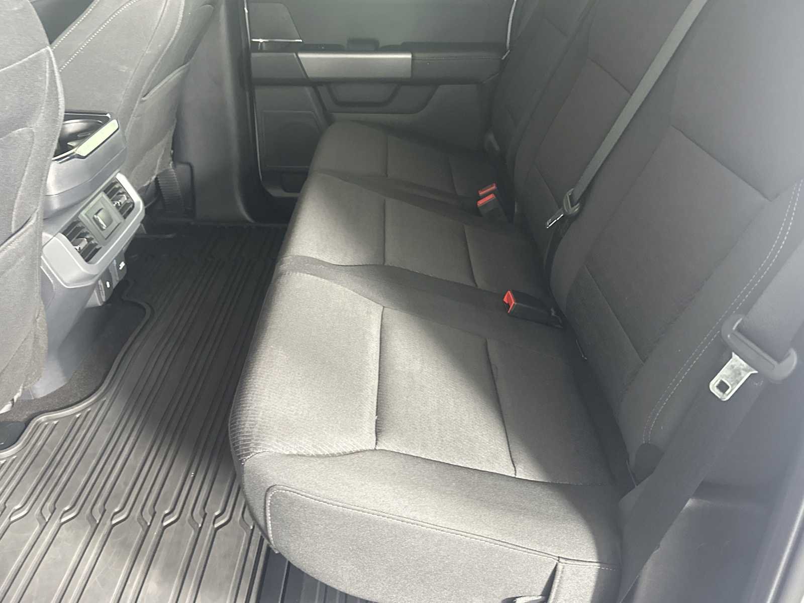 2025 Ford F-150 XLT - Photo 18