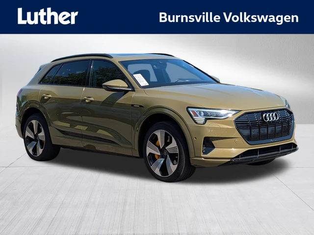 2023 Audi e-tron Premium Plus