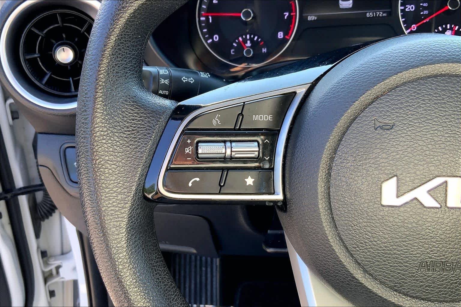 Used 2023 Snow White Pearl Kia LXS image 23