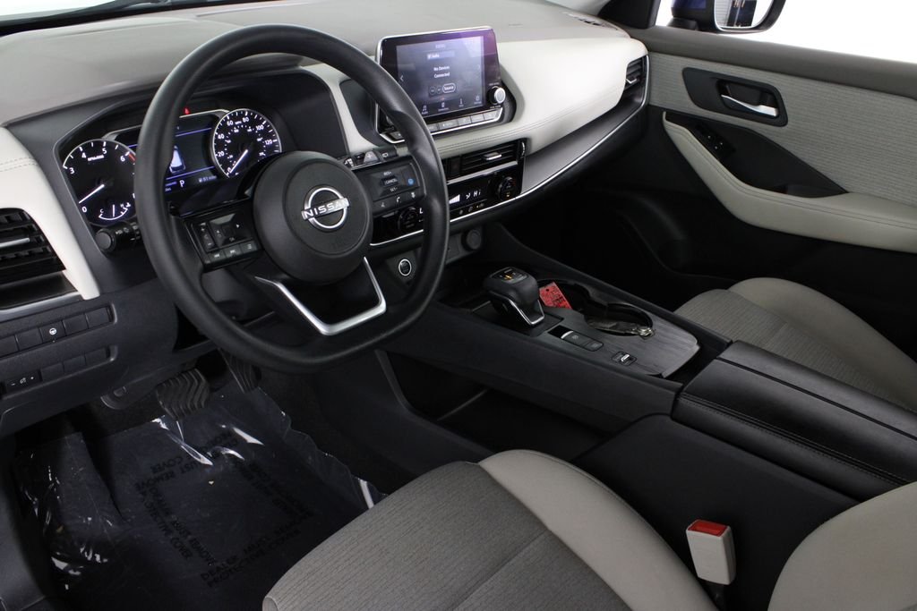 2023 Nissan Rogue SV - Photo 18
