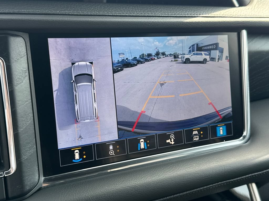 2021 GMC Yukon Denali - Photo 29
