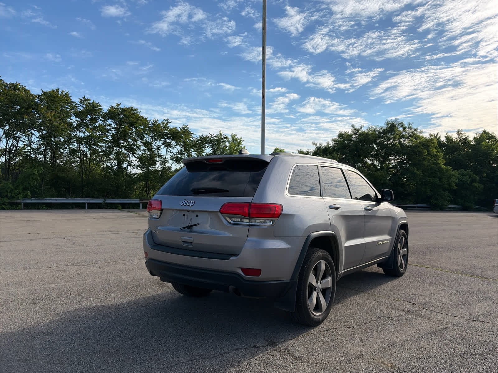 Used 2016 Jeep Grand Cherokee Laredo E with VIN 1C4RJFAG4GC390287 for sale in Zelienople, PA