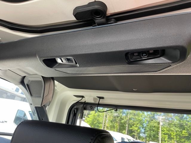 New 2025 Azure Gray Metallic Tri-Coat Ford Badlands® image 51