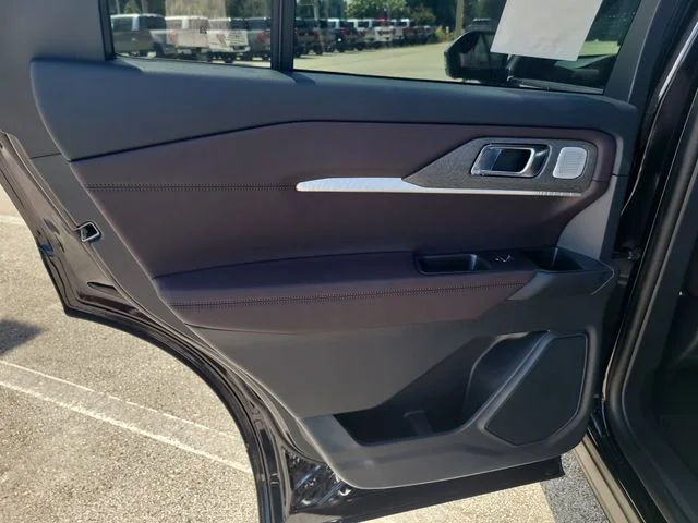 New 2026 Black Metallic Ford Platinum image 12