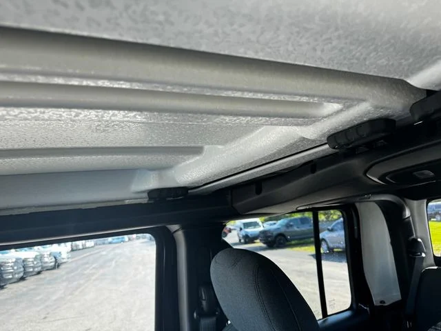 New 2026 Black Clear-Coat Exterior Paint Jeep 85th Anniversary Edition image 39