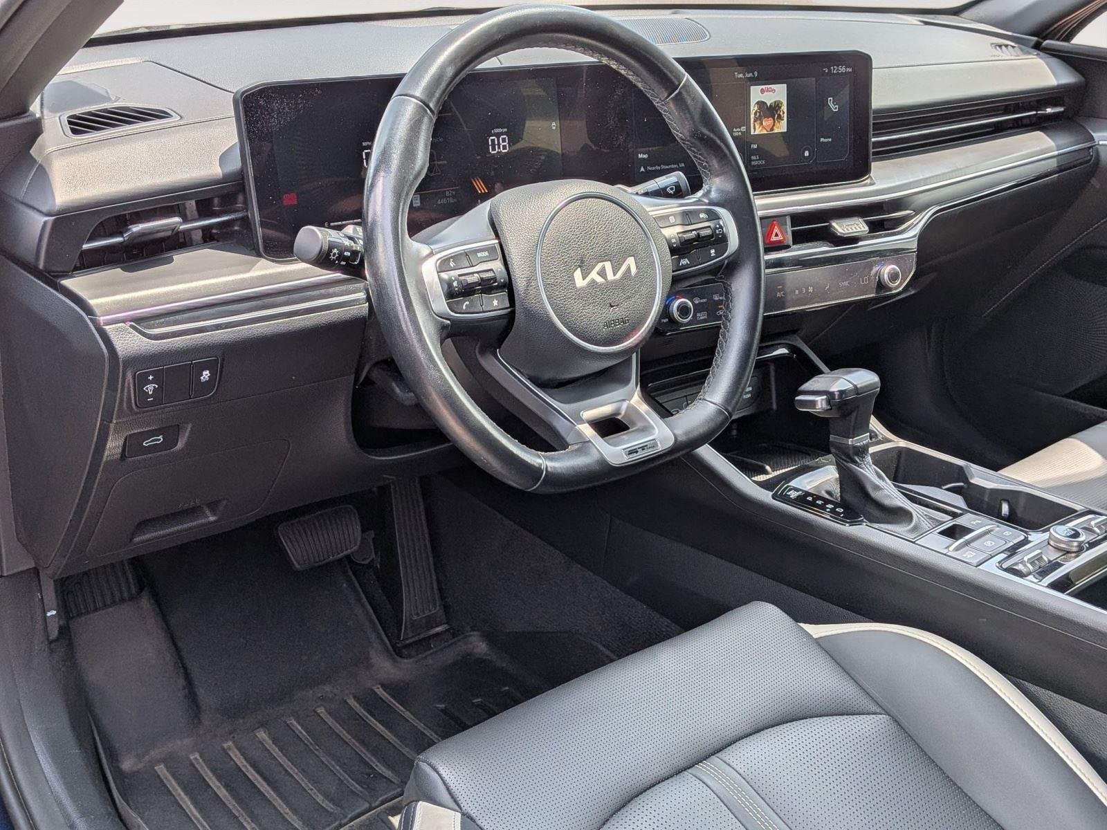 Used 2025 Yacht Blue Kia GT-Line image 10