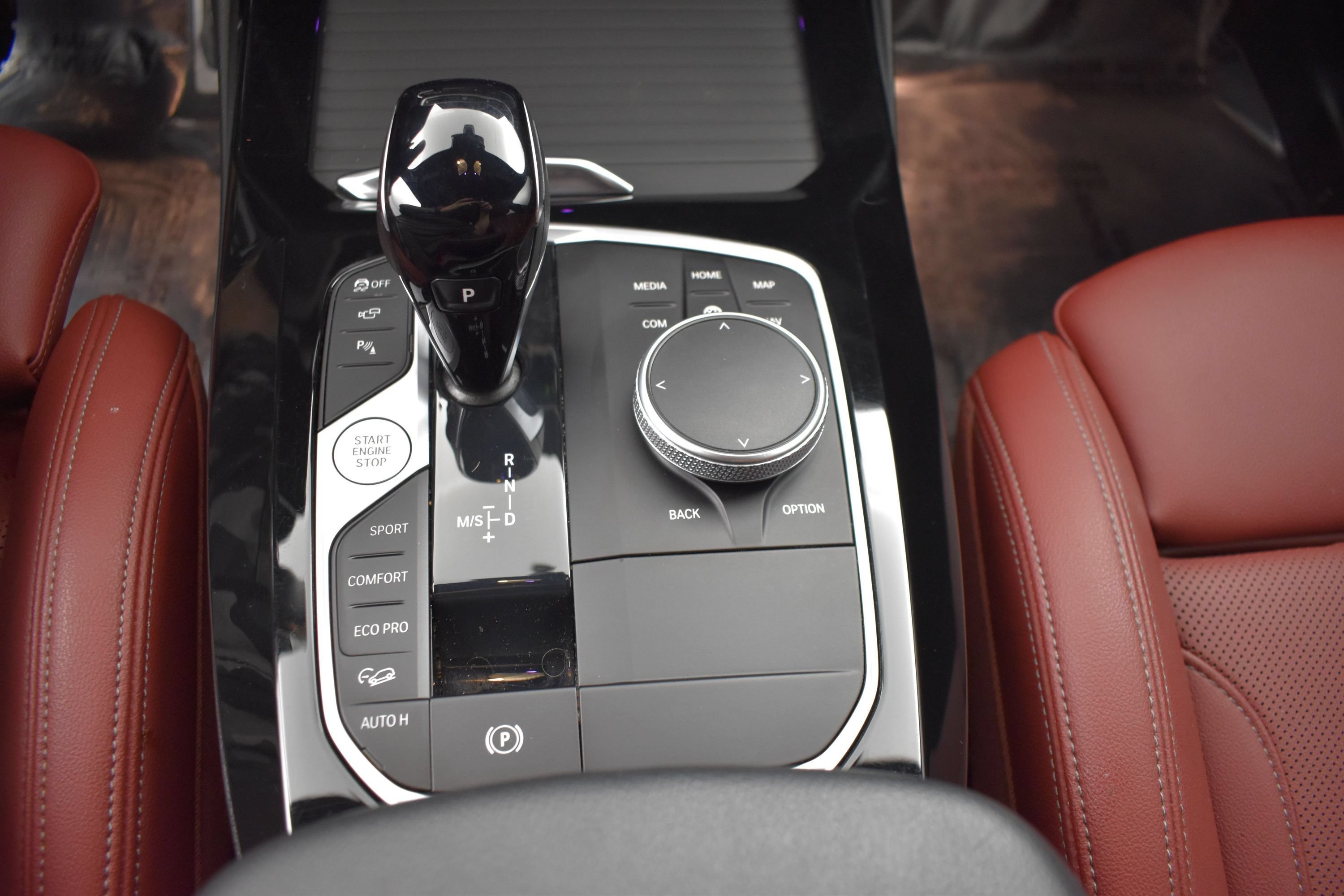 Used 2024 Black BMW M40i image 9