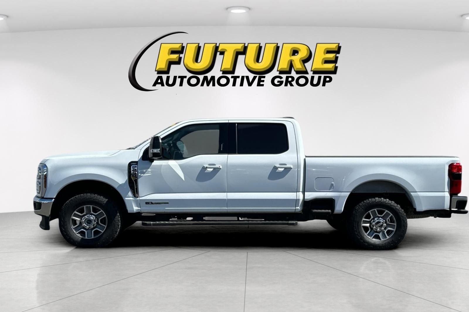 Used 2024 White Ford Lariat image 6