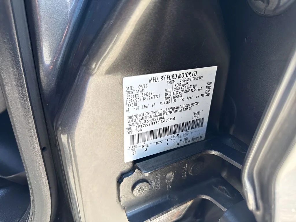 Used 2016 Gray Ford Lariat image 37