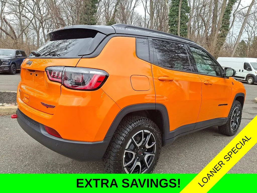 New 2026 Joose Exterior Paint Jeep Trailhawk image 4