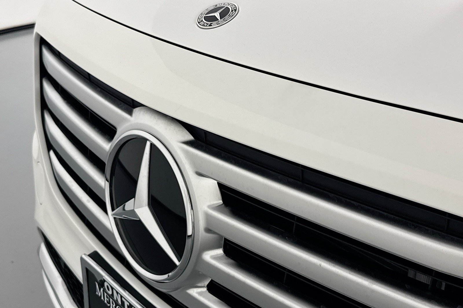 Certified Used 2026 Polar White Mercedes-Benz GLB 250 image 14