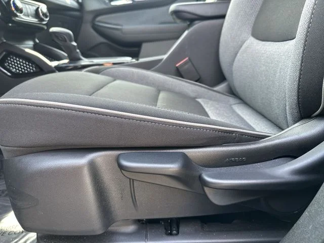 2025 Chevrolet Trailblazer LT - Photo 16
